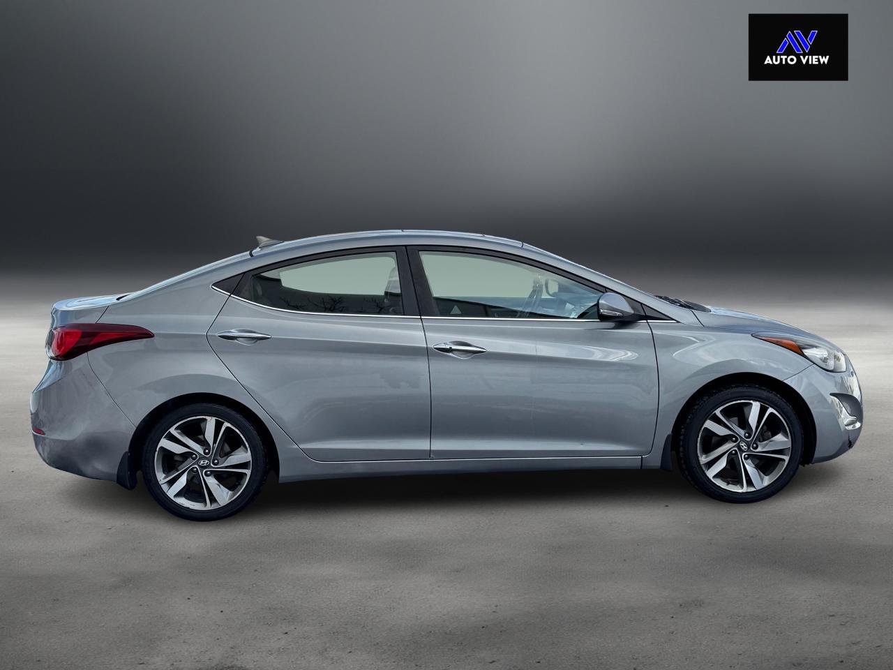 2014 Hyundai Elantra Limited w/Navi **LOW KM'S** Photo4