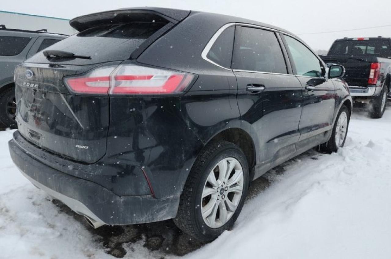 2024 Ford Edge Titanium AWD | Leather | Sunroof | Heated Wheel + Seats | Remote Start | B&O Audio | CarPlay & More! Photo3