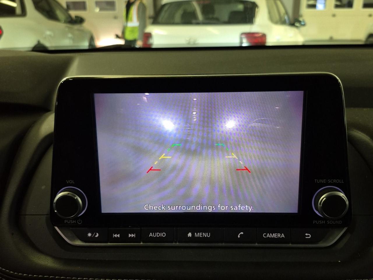 2024 Nissan Rogue SV MOONROOF Photo