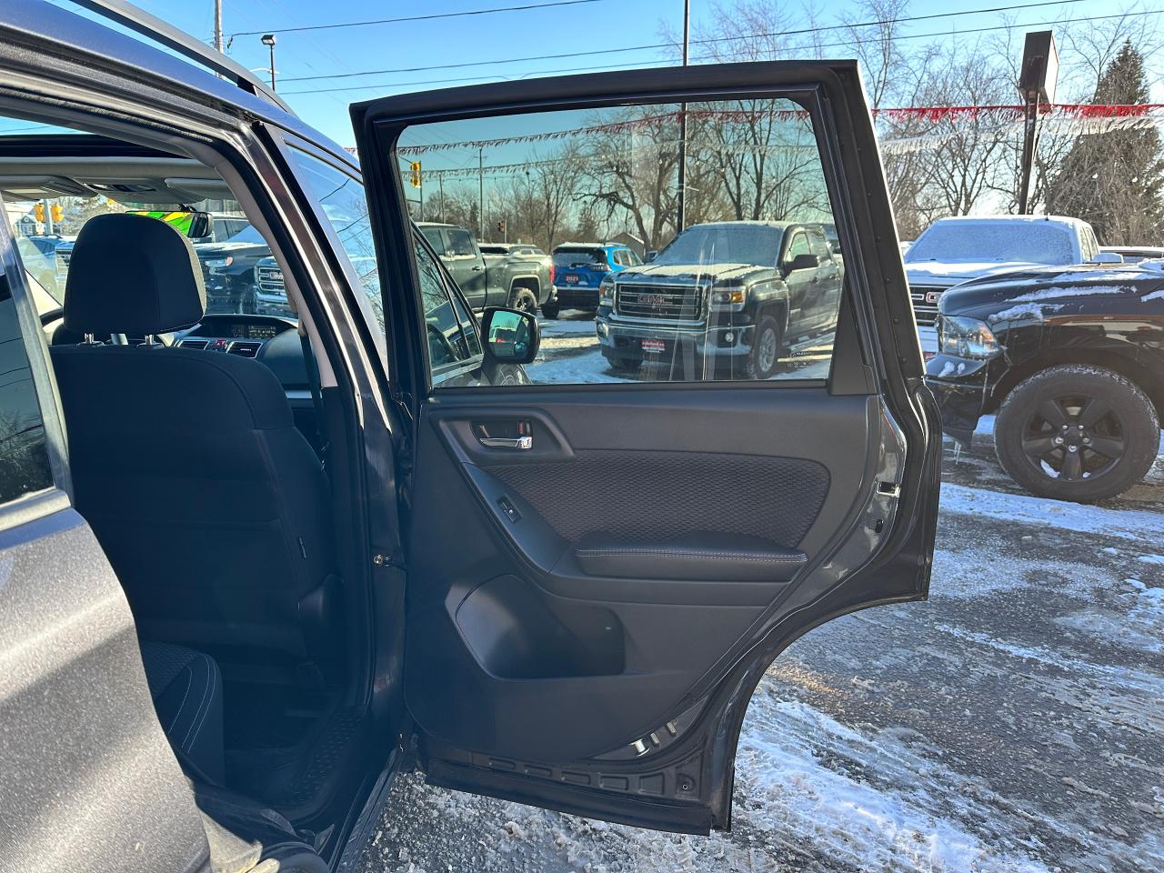 2017 Subaru Forester iTouring AWD HeatedCloth Sunroof Bluetooth RearCam Photo