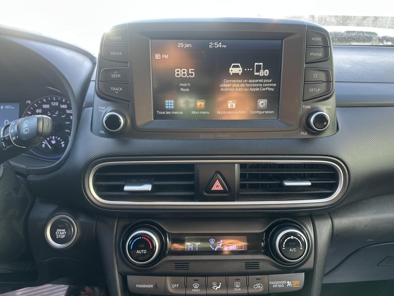 2019 Hyundai KONA LUXURY Photo