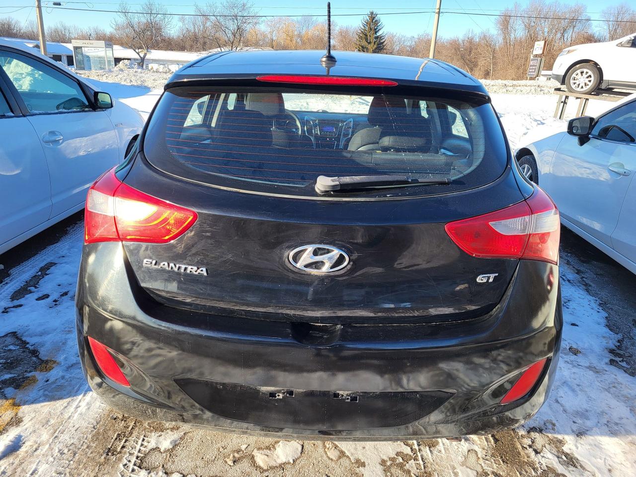 2017 Hyundai Elantra GT SE Photo