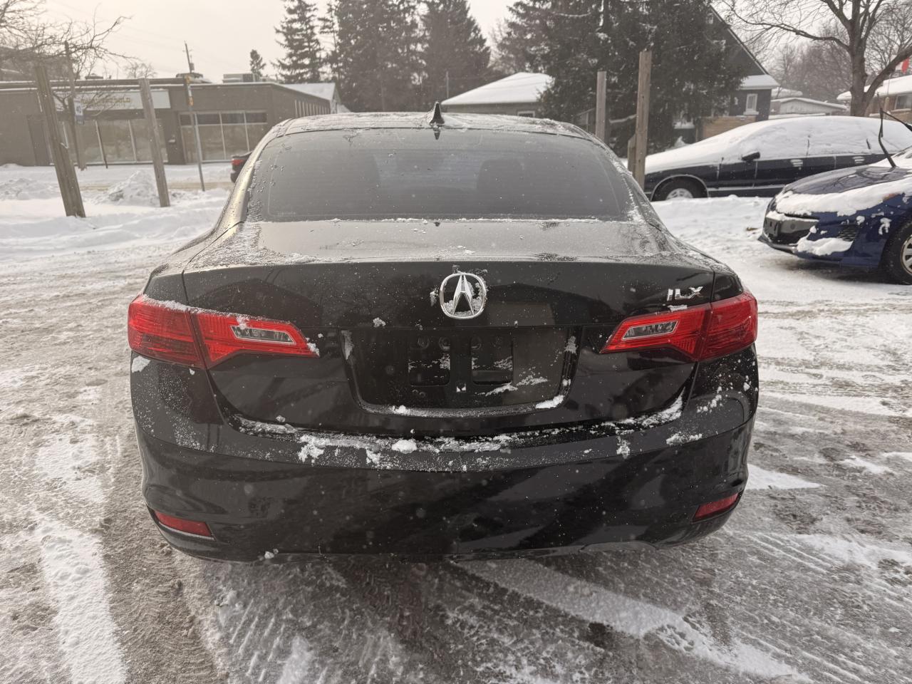 2013 Acura ILX 4dr Sdn Photo