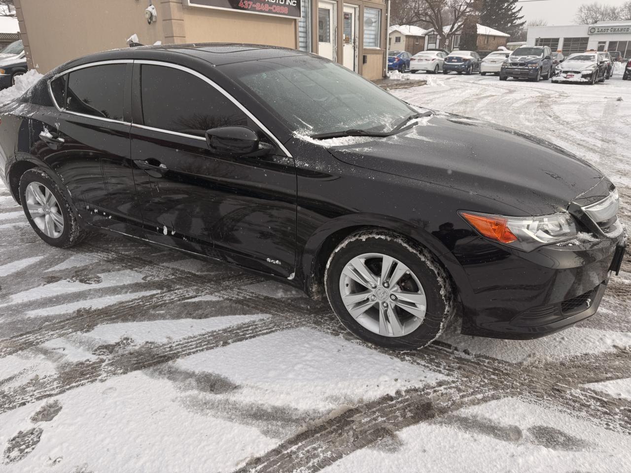 2013 Acura ILX 4dr Sdn Photo