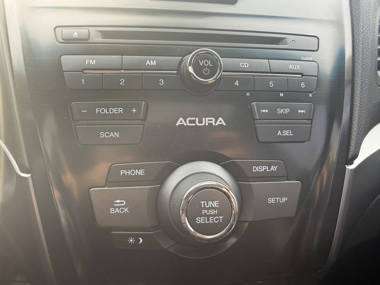 2013 Acura ILX 4dr Sdn Photo