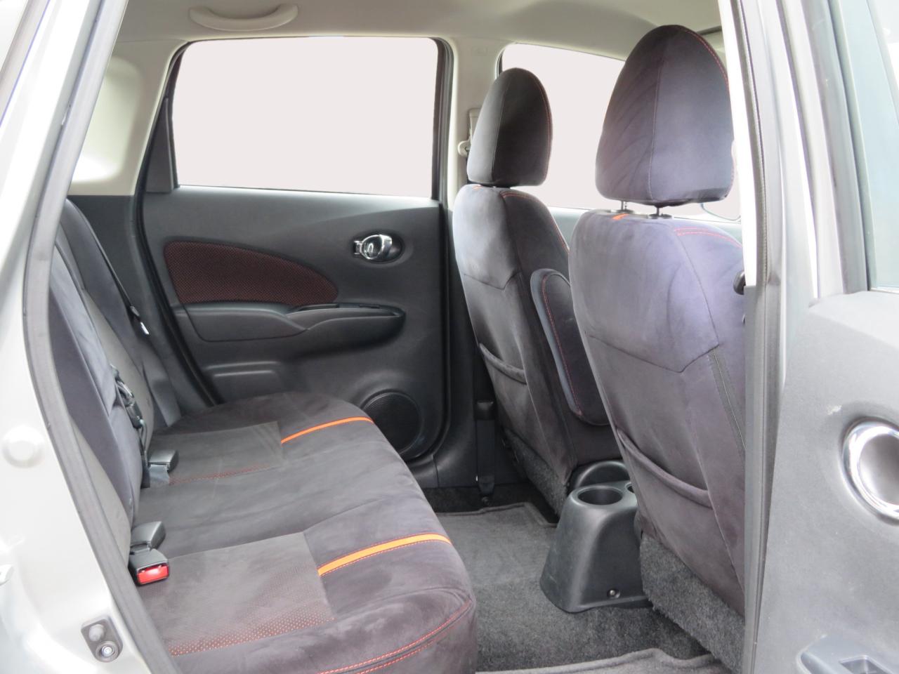 2015 Nissan Versa Note SR 1.6  AUTOMATIC Photo