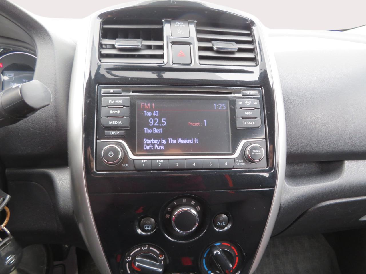 2015 Nissan Versa Note SR 1.6  AUTOMATIC Photo