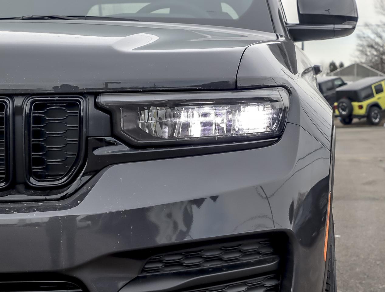 2024 Jeep Grand Cherokee ALTITUDE 4X4 Photo