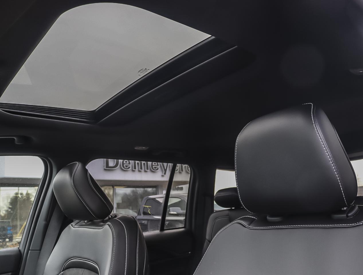 2024 Jeep Grand Cherokee ALTITUDE 4X4 Photo