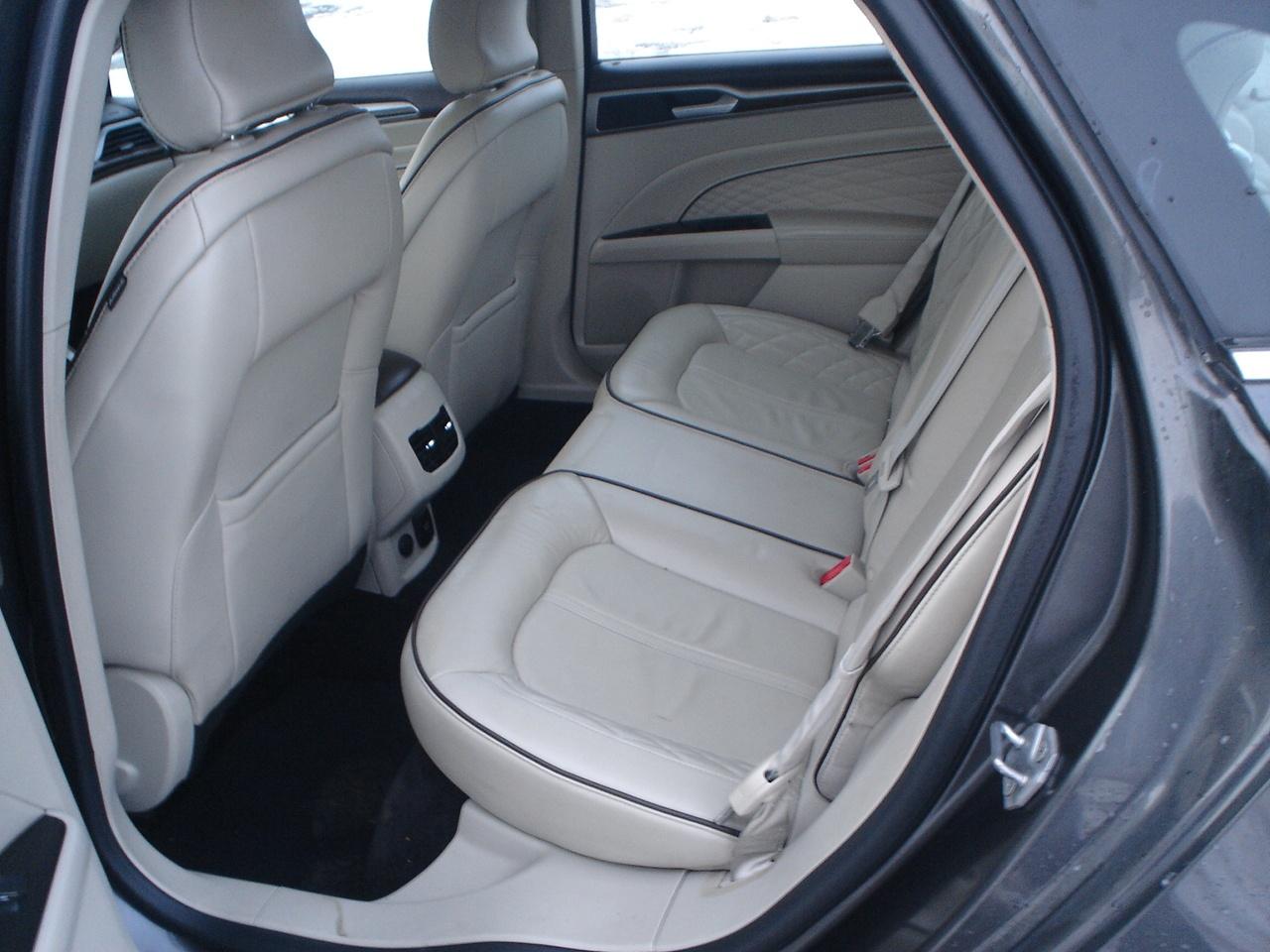 2018 Ford Fusion Plug-In Hybrid  Photo