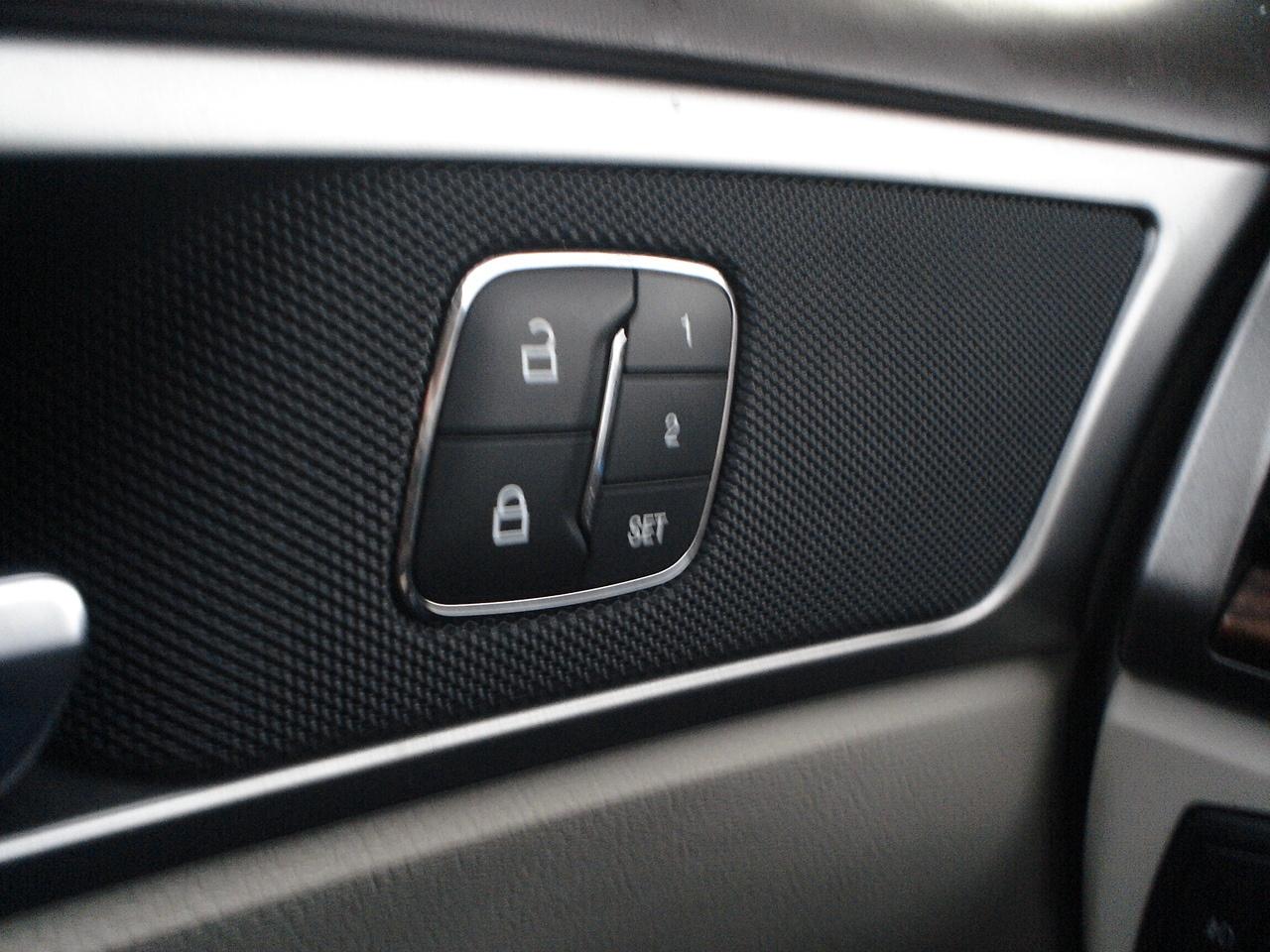 2018 Ford Fusion Plug-In Hybrid  Photo