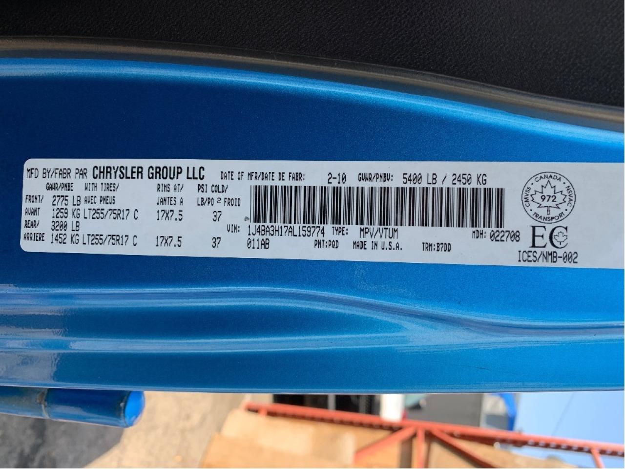 2010 Jeep WRANGLER UNLIMITED 4WD 4dr Islander 6 SPEED TRANS Photo