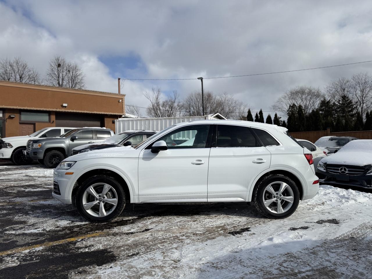 2020 Audi Q5 quattro   0 Accidents   LowKMS Photo