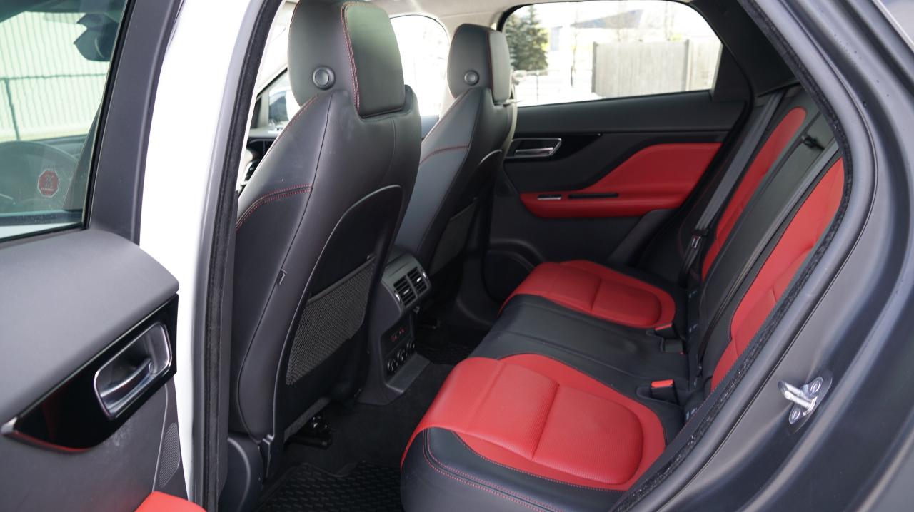 2019 Jaguar F-PACE 20d R-Sport 1 OWNER / FULL SERVICE /LOADED/ DIESEL Photo