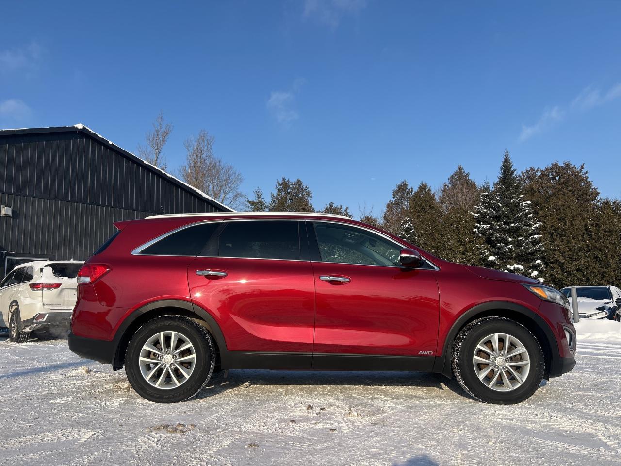 2016 Kia Sorento 2.0L Turbo LX, Back Up Cam, Bluetooth Photo