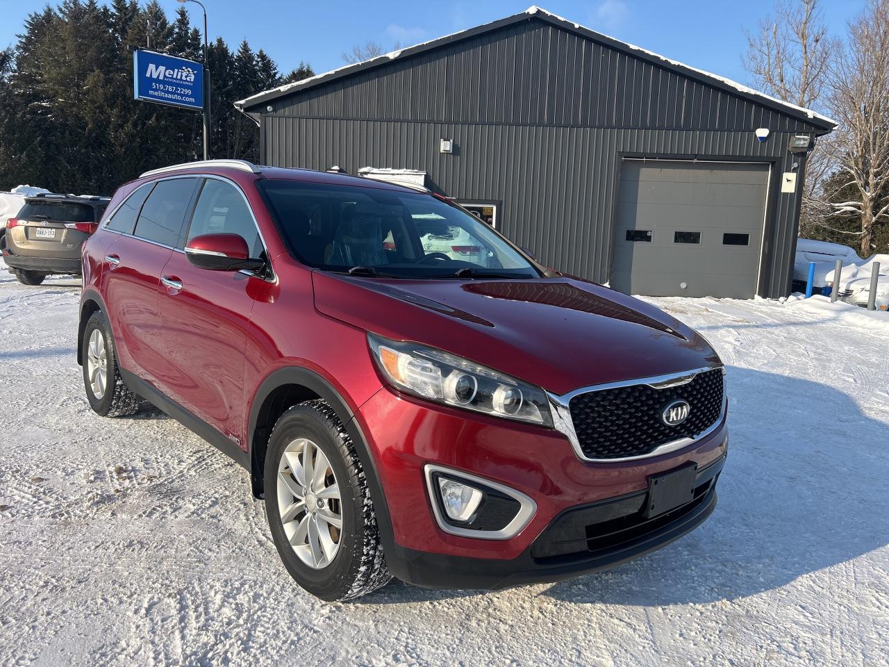 2016 Kia Sorento 2.0L Turbo LX, Back Up Cam, Bluetooth Photo