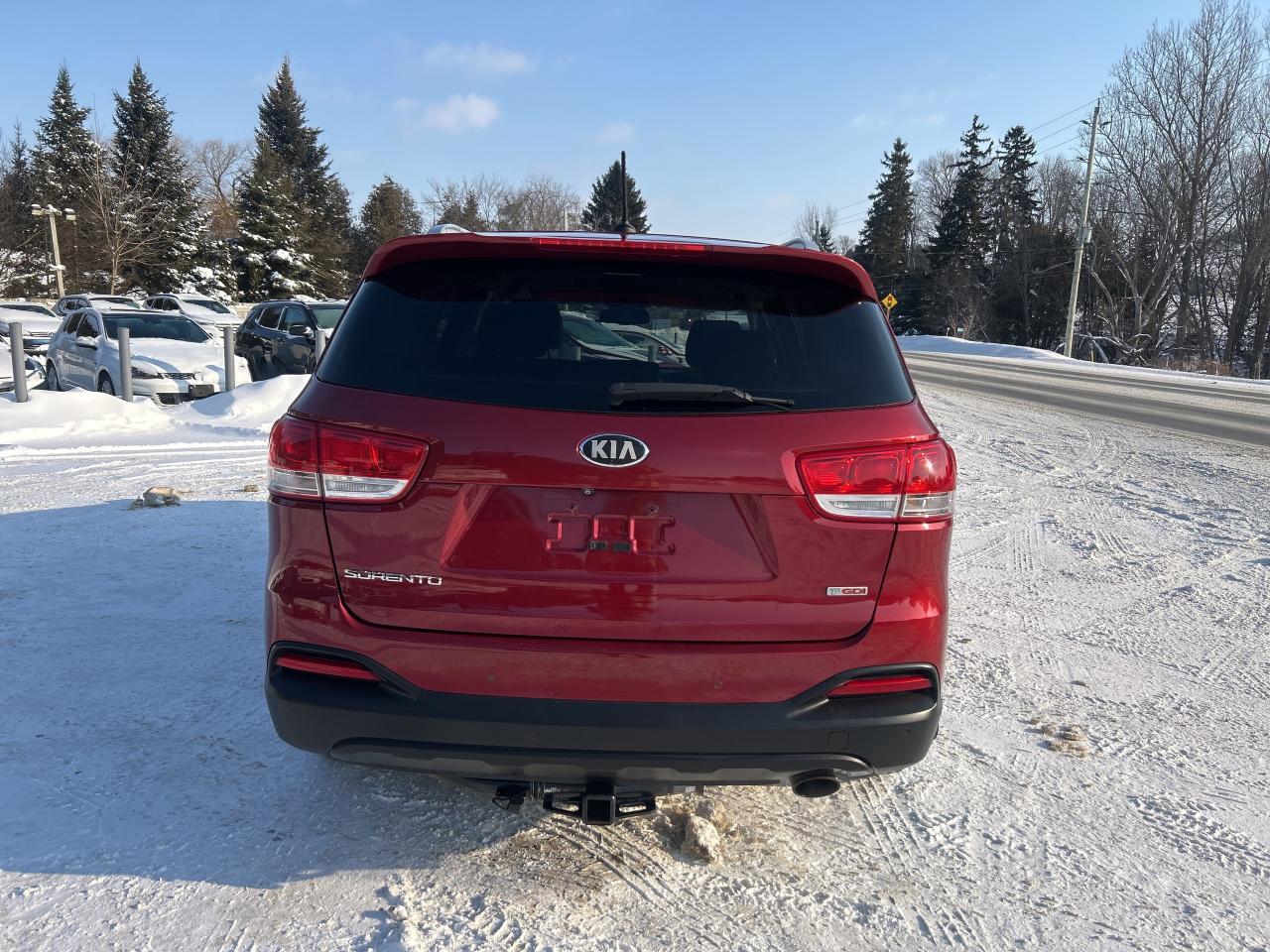 2016 Kia Sorento 2.0L Turbo LX, Back Up Cam, Bluetooth Photo