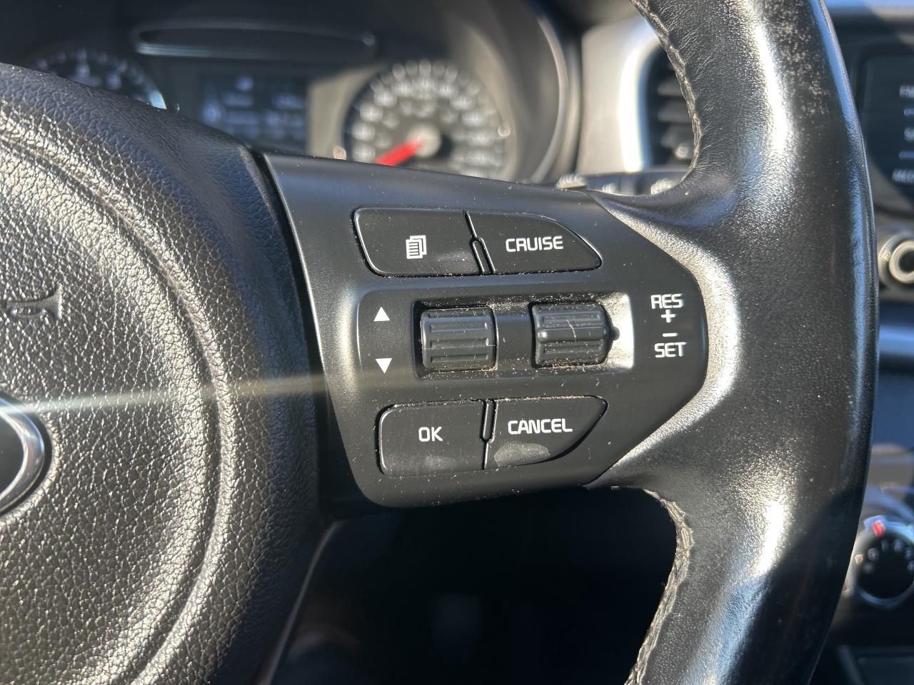 2016 Kia Sorento 2.0L Turbo LX, Back Up Cam, Bluetooth Photo