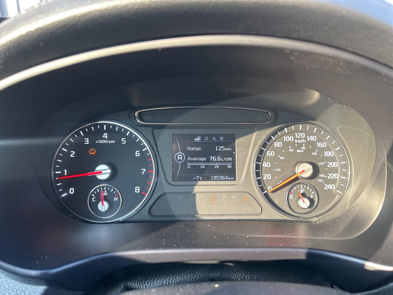 2016 Kia Sorento 2.0L Turbo LX, Back Up Cam, Bluetooth Photo