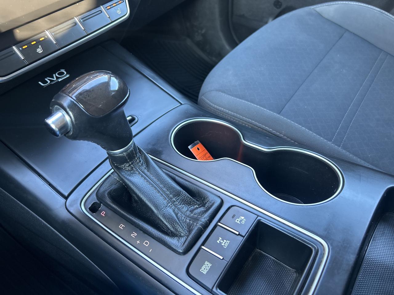 2016 Kia Sorento 2.0L Turbo LX, Back Up Cam, Bluetooth Photo