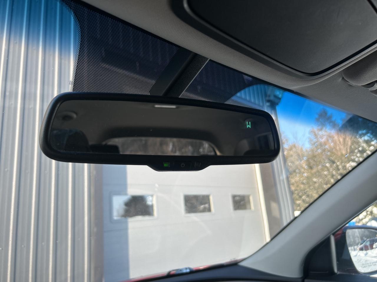 2016 Kia Sorento 2.0L Turbo LX, Back Up Cam, Bluetooth Photo