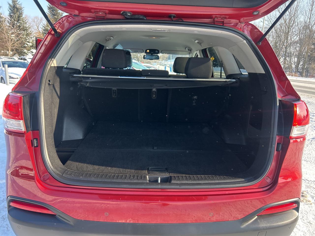 2016 Kia Sorento 2.0L Turbo LX, Back Up Cam, Bluetooth Photo