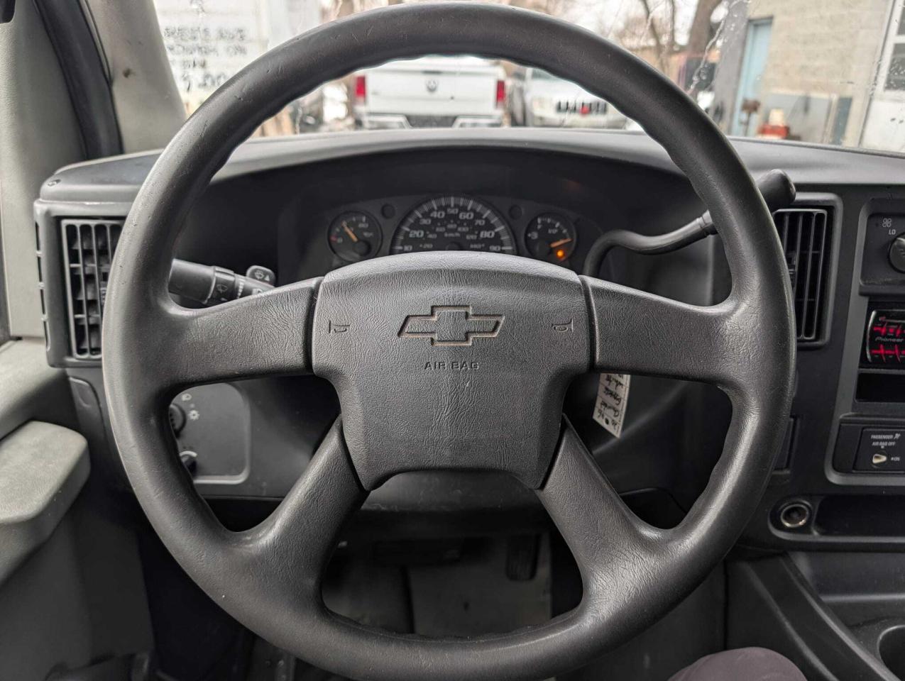 2006 Chevrolet Express 3500 135  WB RWD Photo