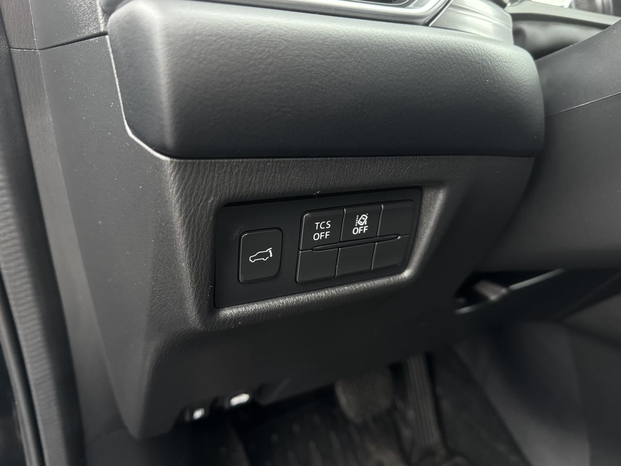 2020 Mazda CX-5 GS Auto AWD   Single Owner Photo