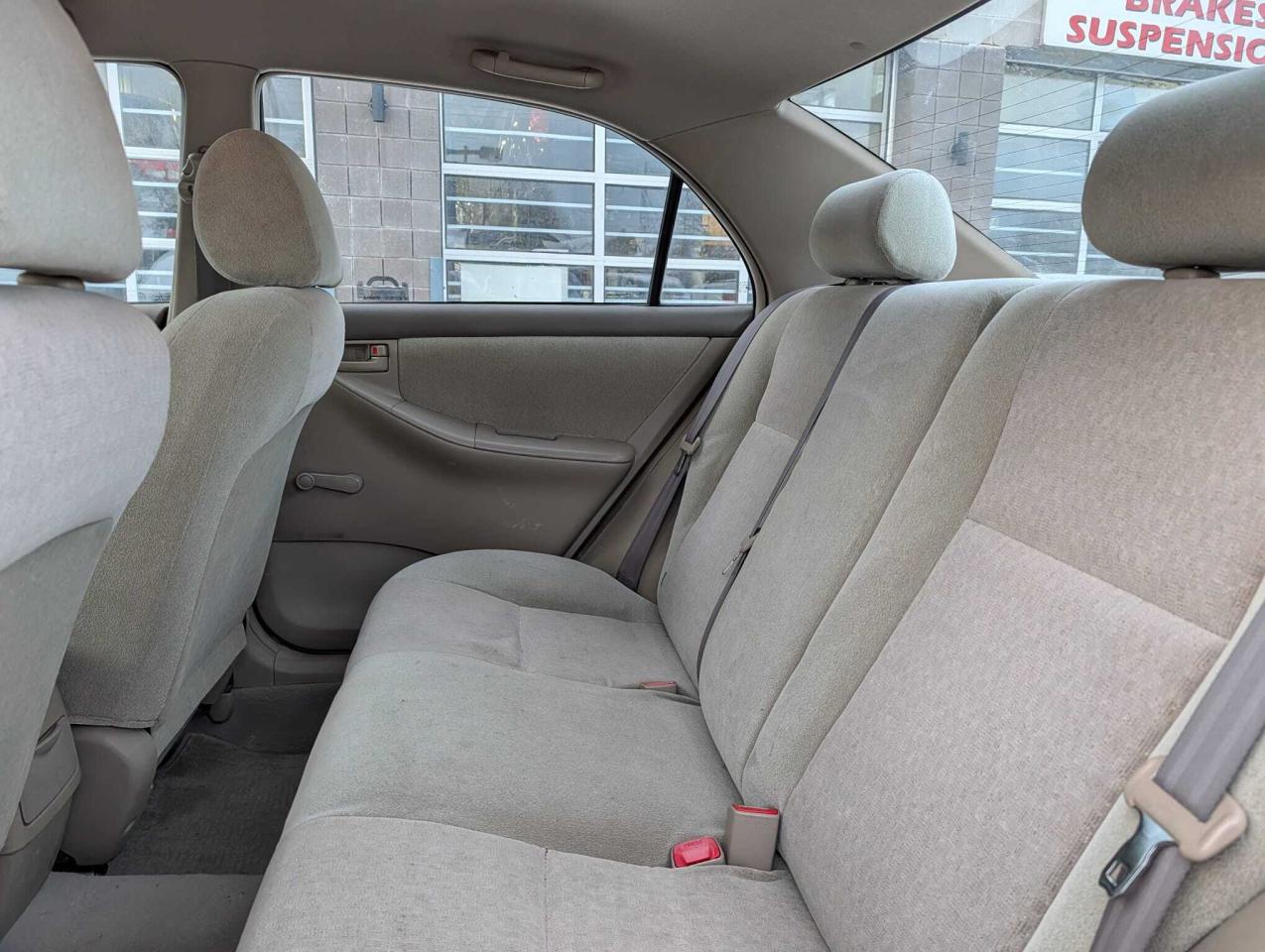 2004 Toyota Corolla 4DR SDN CE AUTO Photo