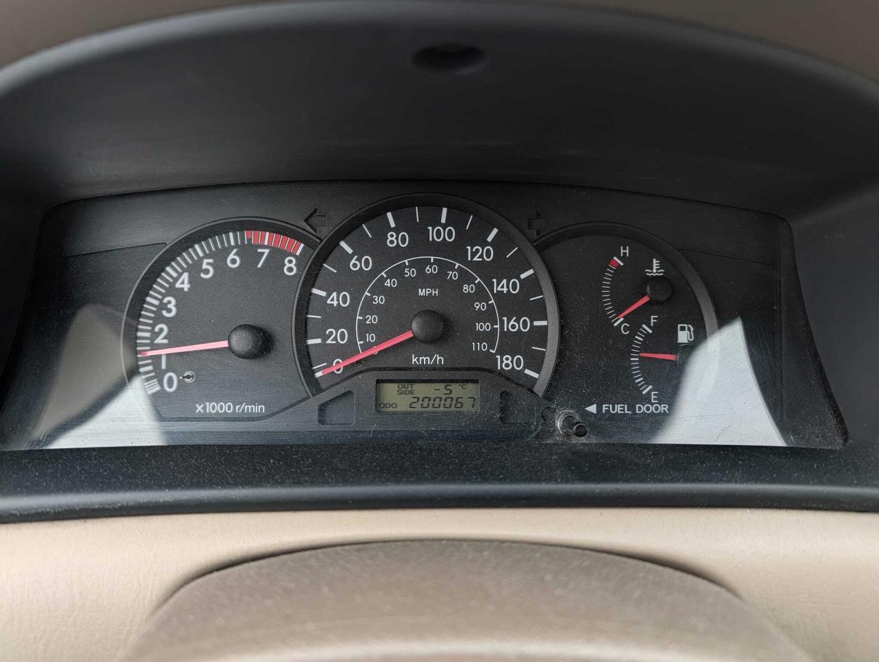 2004 Toyota Corolla 4DR SDN CE AUTO Photo