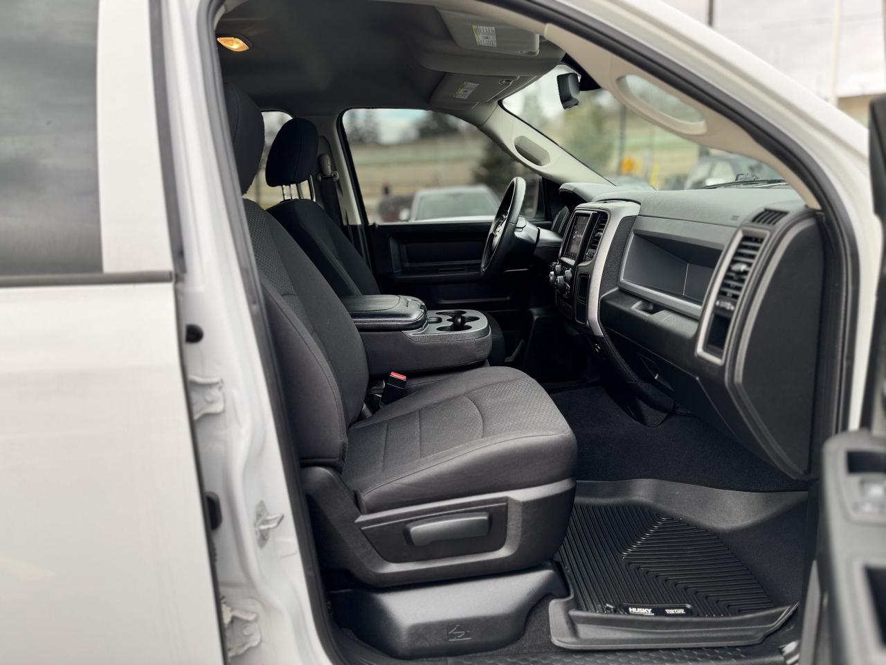 2019 RAM 1500 Classic Express 4x4 Quad Cab 6'4  Box Photo