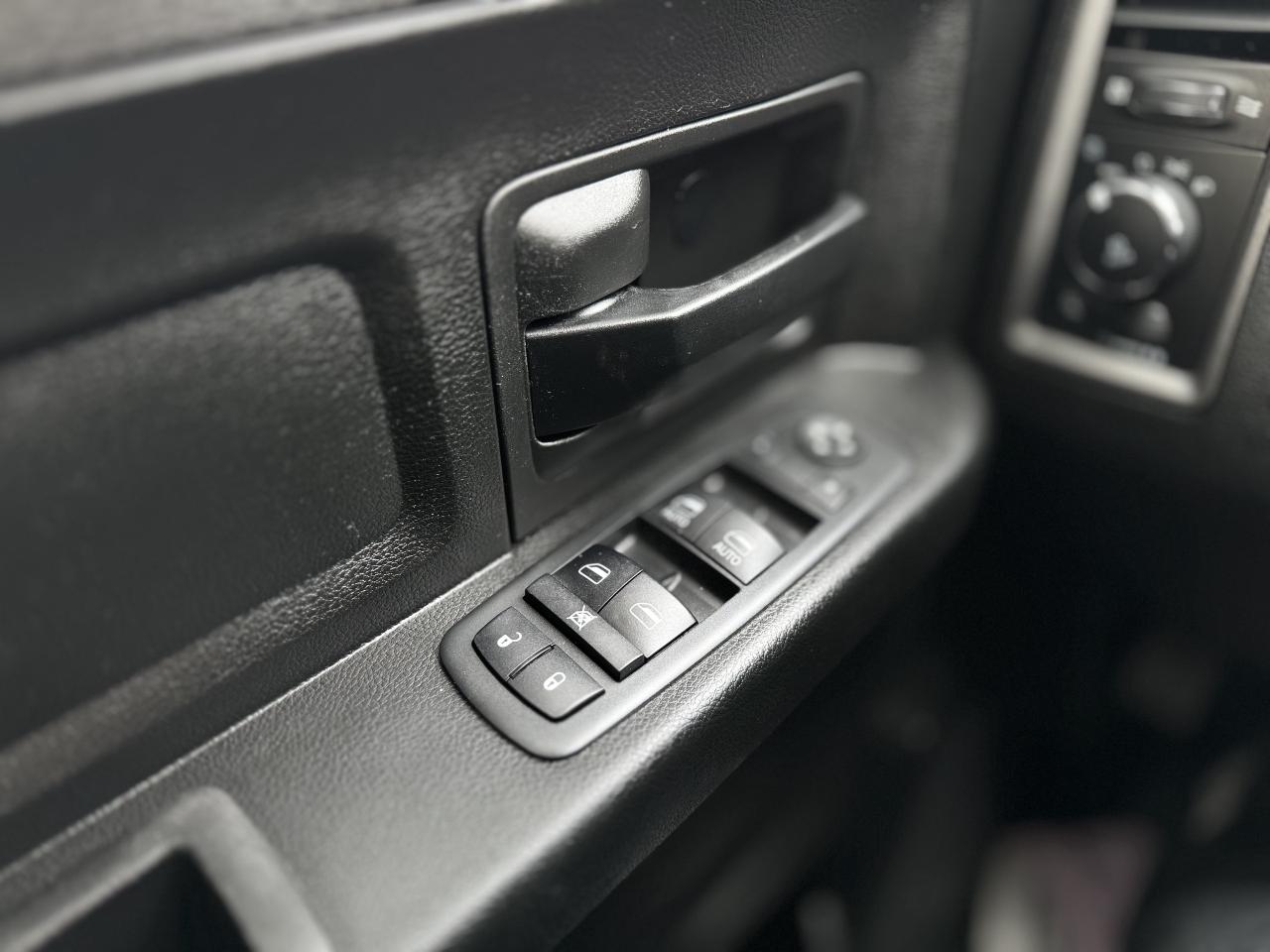 2019 RAM 1500 Classic Express 4x4 Quad Cab 6'4  Box Photo