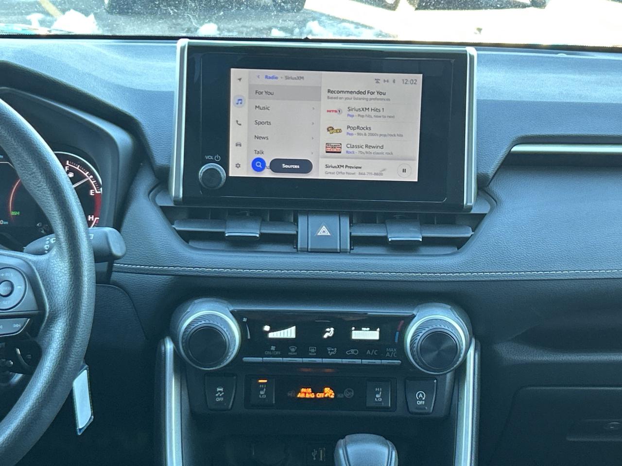 2024 Toyota RAV4 LE Photo