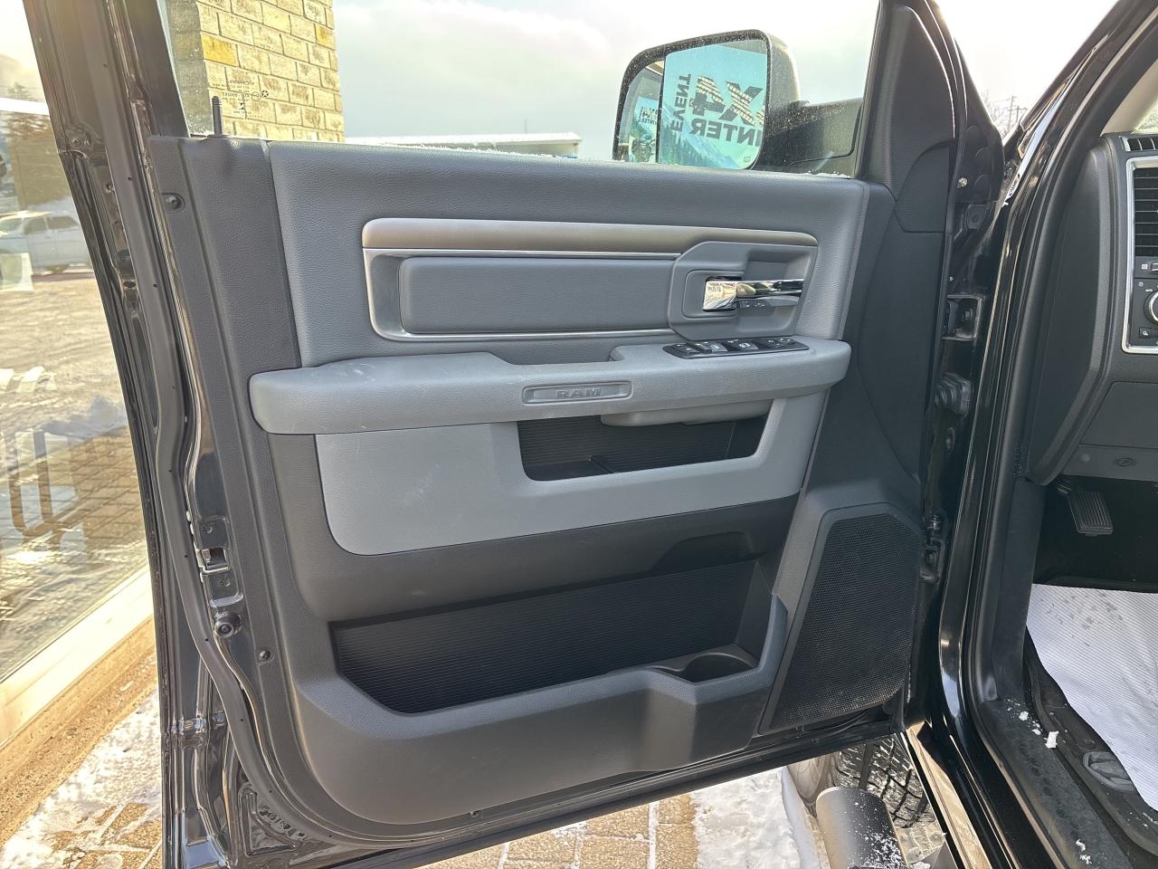 2017 RAM 2500 Outdoorsman Photo