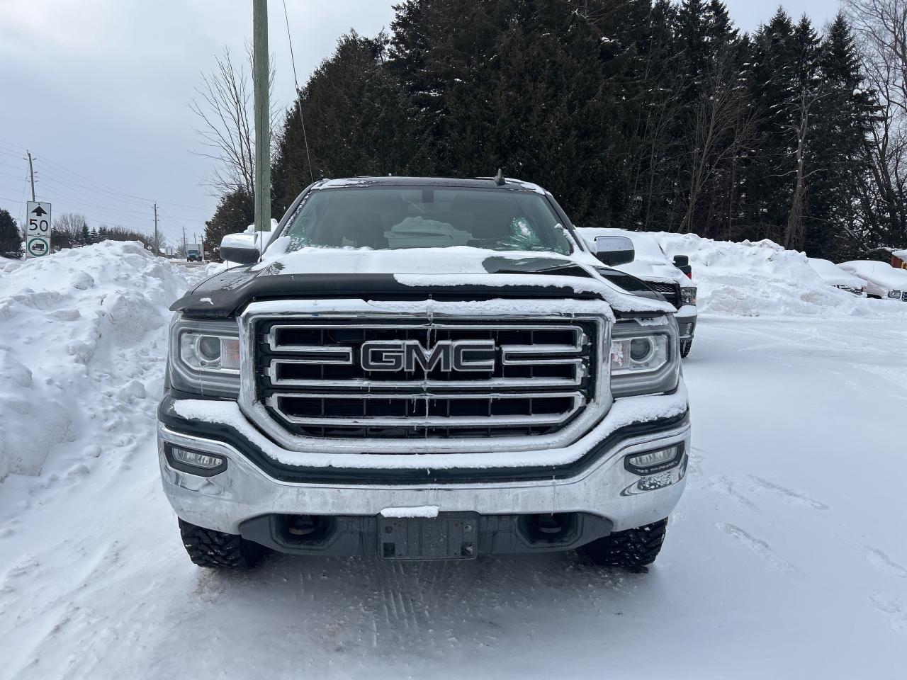 2017 GMC Sierra 1500 SLE, Tow Package, Bluetooth, Back Up Cam Photo