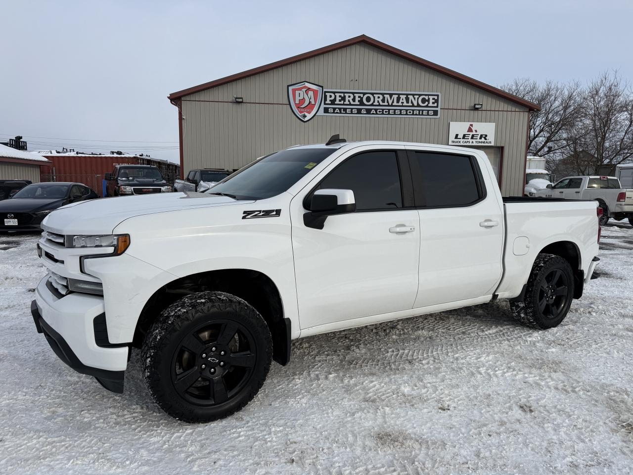 2020 Chevrolet Silverado 1500 LT SILVERADO 4X4 Photo2