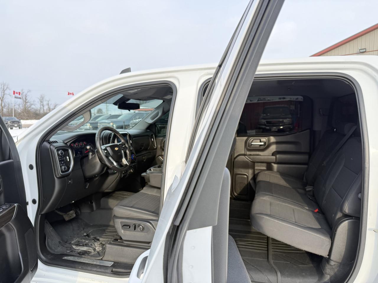 2020 Chevrolet Silverado 1500 LT SILVERADO 4X4 Photo