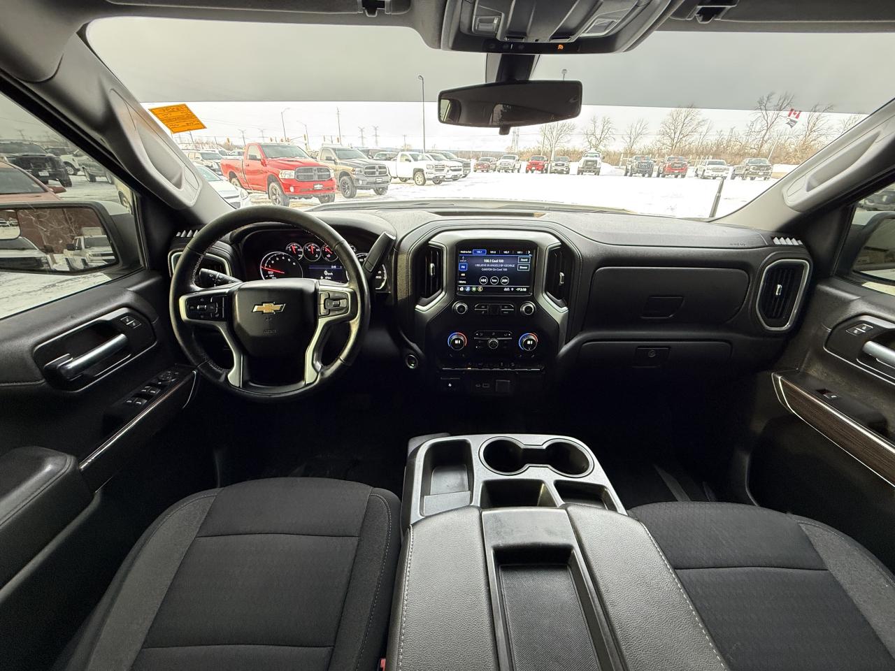 2020 Chevrolet Silverado 1500 LT SILVERADO 4X4 Photo