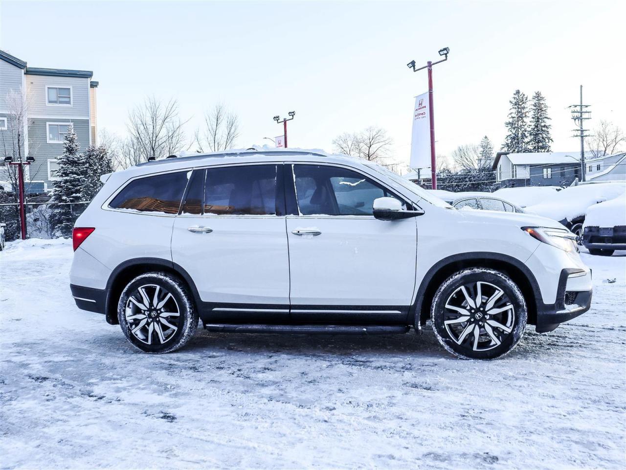 2022 Honda Pilot Touring 8-PASS NAVI LEATHER Photo2