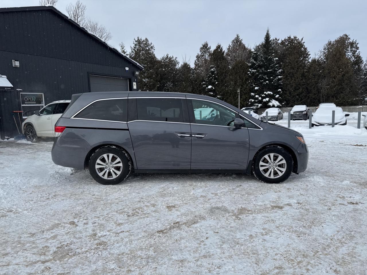 2017 Honda Odyssey EX Photo