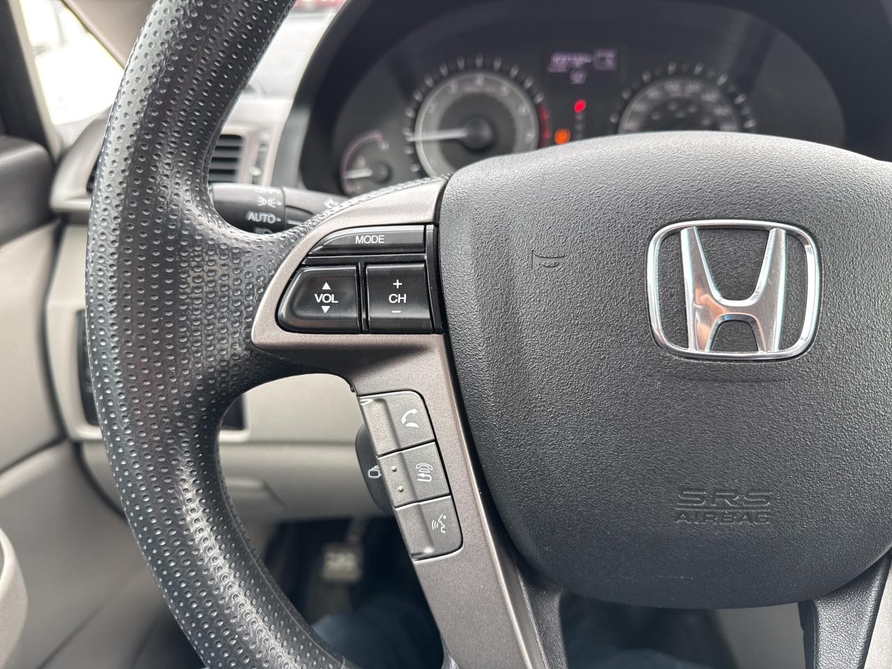 2017 Honda Odyssey EX Photo