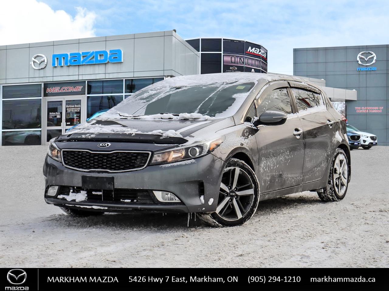 2017 Kia Forte AUTO HATCHBACK CLEAN CARFAX Photo0