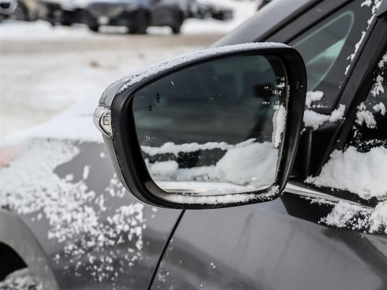 2017 Kia Forte AUTO HATCHBACK CLEAN CARFAX Photo
