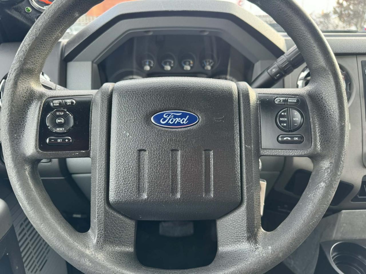 2016 Ford F-350 2WD SuperCab 162  WB 60  CA XLT Photo