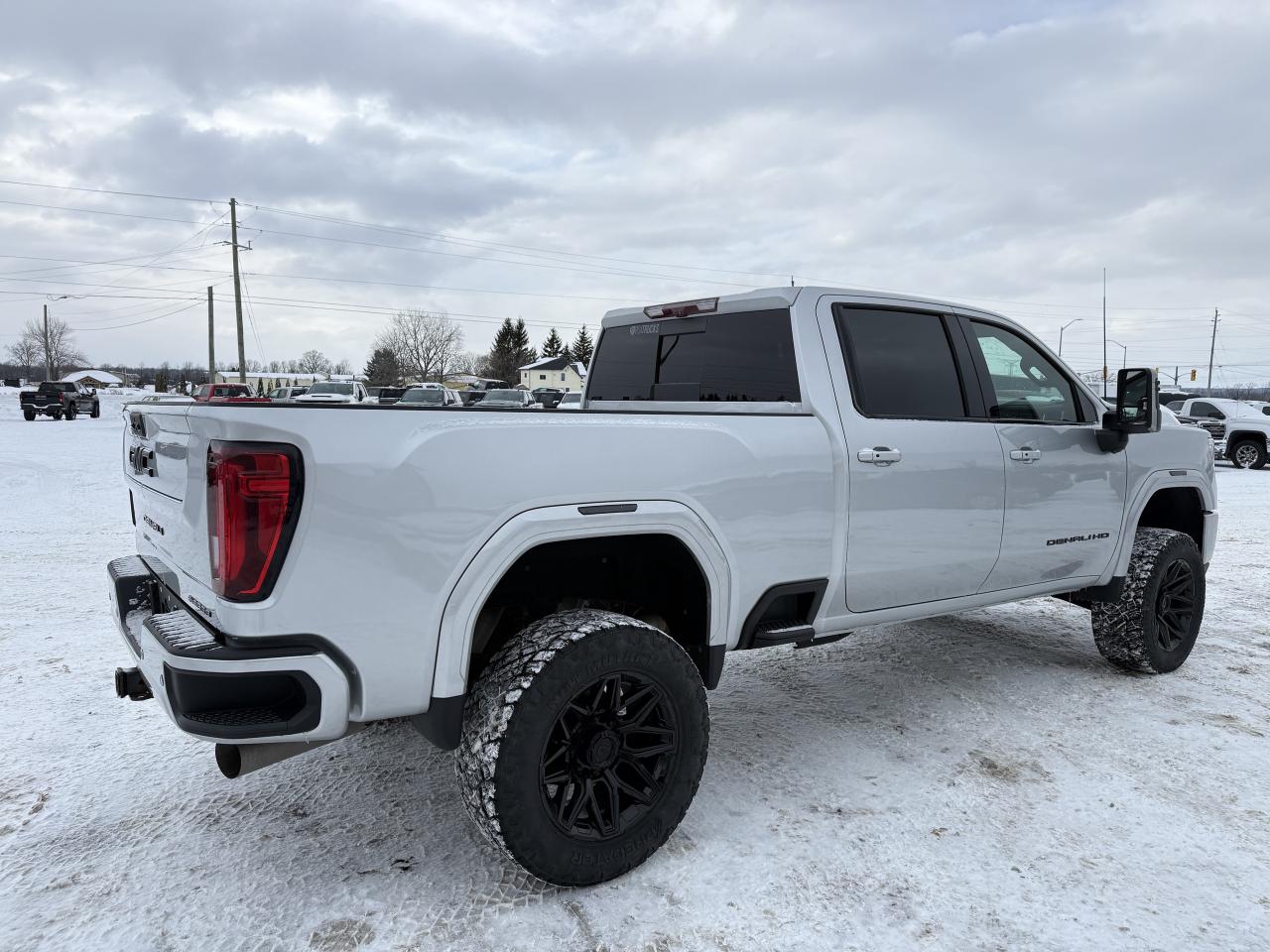 2021 GMC SIERRA 2500HD DENALI LIFT/WHEEL/TIRE PKG Photo