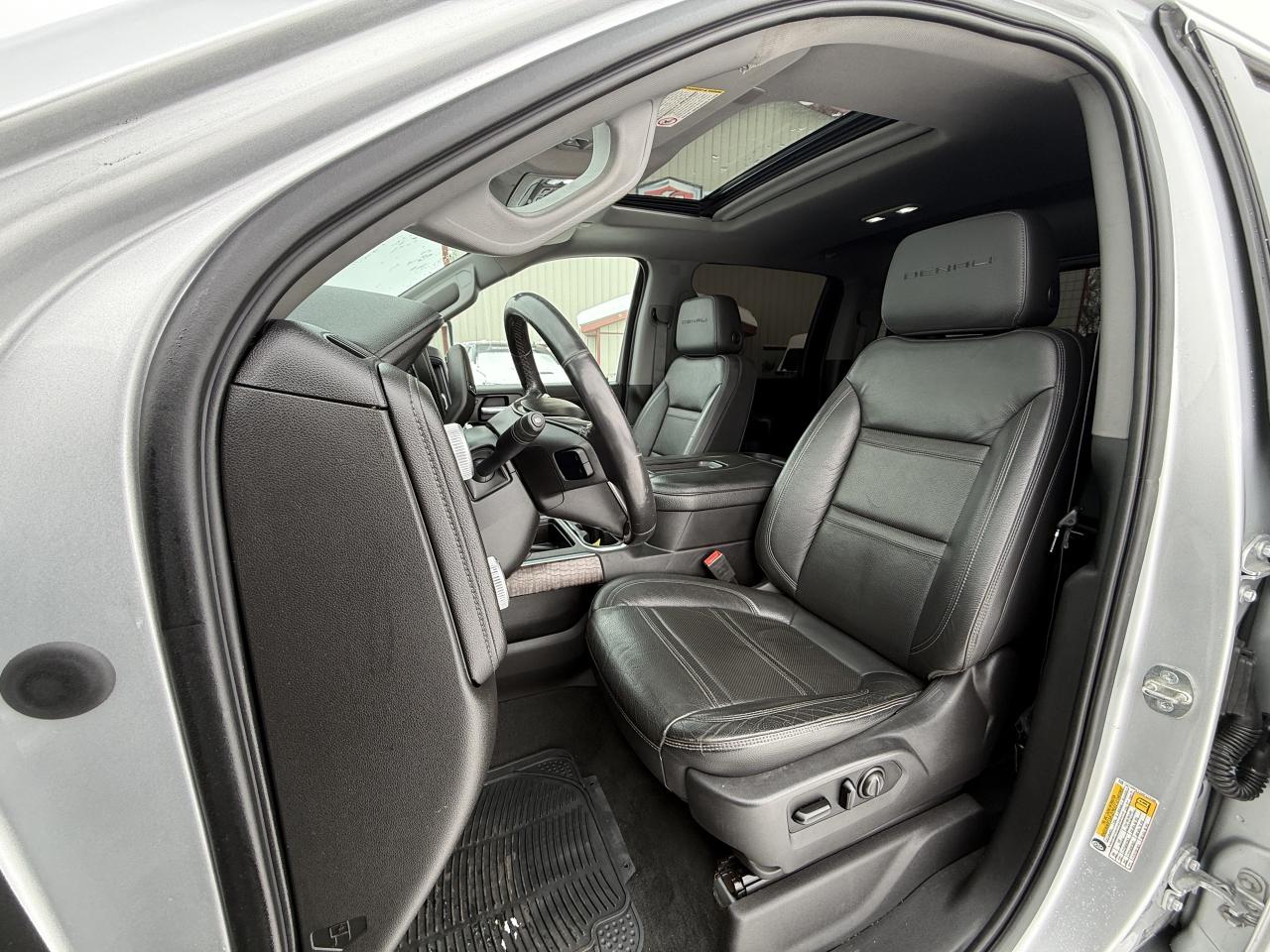 2021 GMC SIERRA 2500HD DENALI LIFT/WHEEL/TIRE PKG Photo