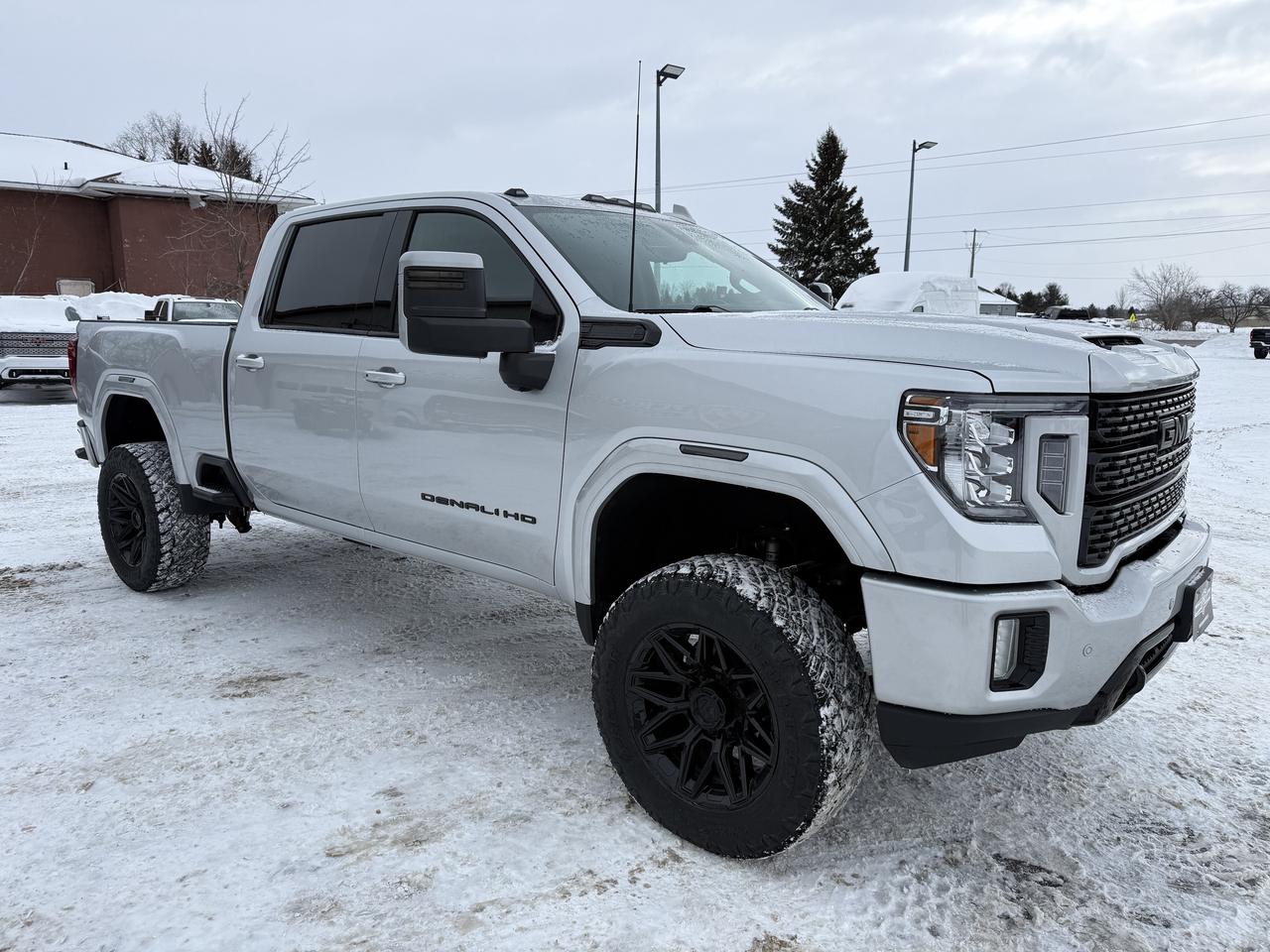 2021 GMC SIERRA 2500HD DENALI LIFT/WHEEL/TIRE PKG Photo