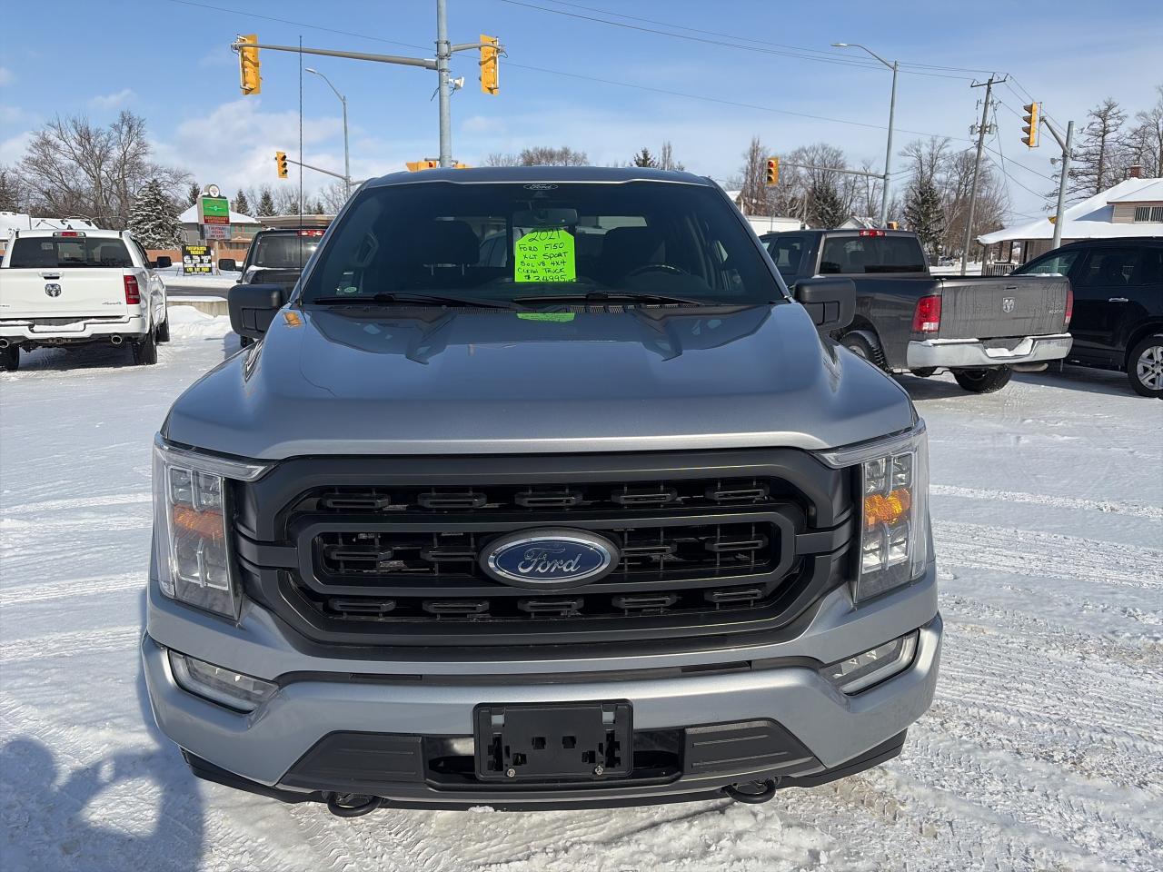2021 Ford F-150 XLT-5.0L-4X4-SPORT Photo