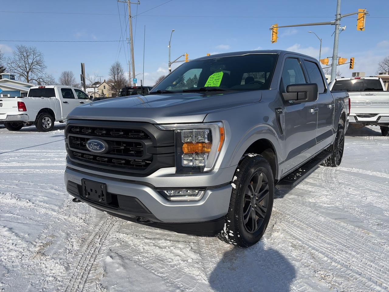 2021 Ford F-150 XLT-5.0L-4X4-SPORT Photo