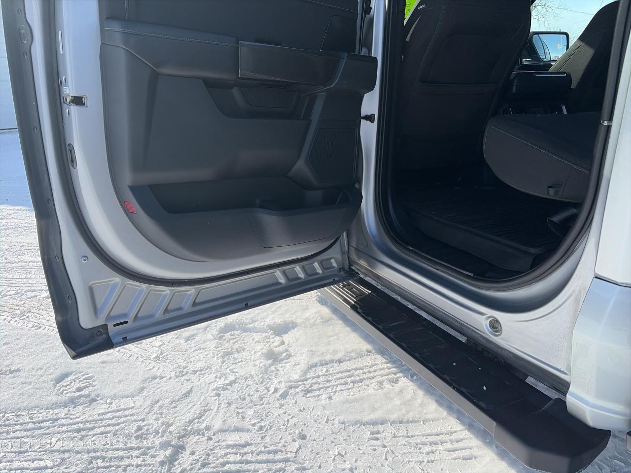 2021 Ford F-150 XLT-5.0L-4X4-SPORT Photo